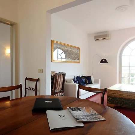 Hemeras Boutique House - Lungarno Vespucci Appartamento